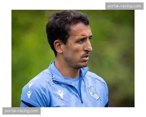 奥亚萨瓦尔点球破僵局 皇家社会队长扛起进攻大旗